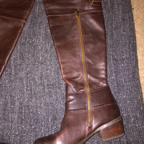VINCE CAMUTO Brooklee Boot LEATHER BROWN 7.5 - Picture 4 of 8